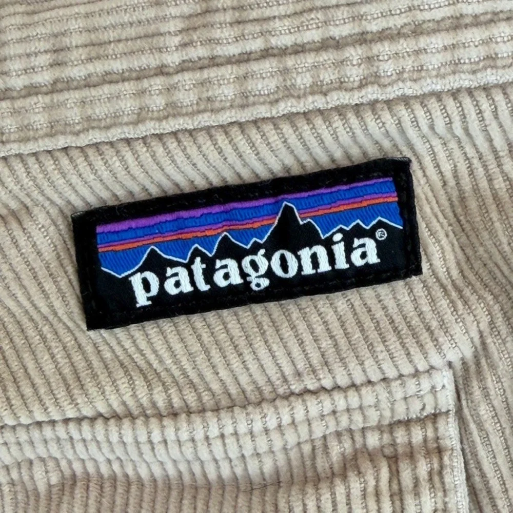 Patagonia Organic Cotton Cord Utility Shorts 6" in Beige Men Fits 28 (Tag 30) - Picture 3 of 8